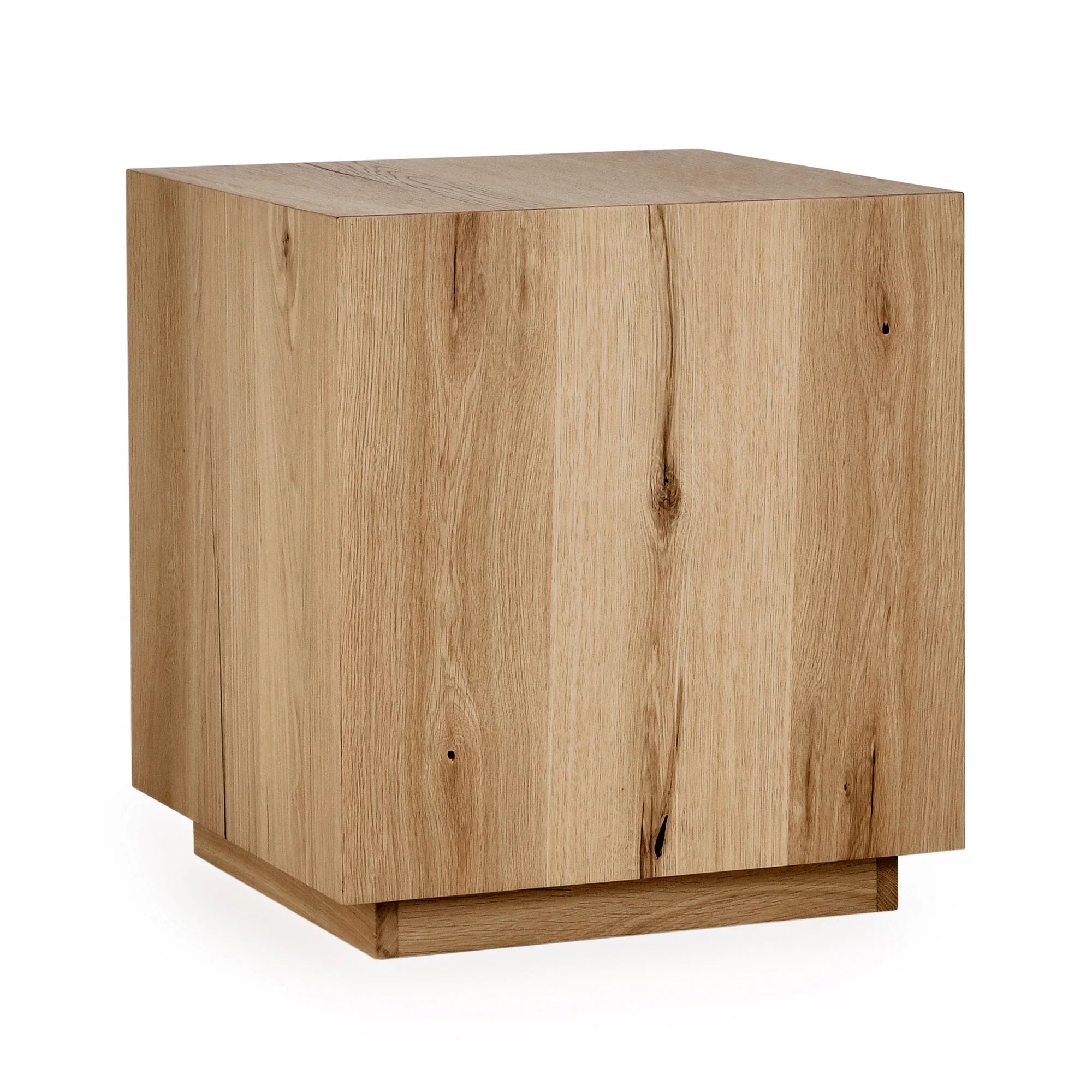 Bachelor 20" End Table