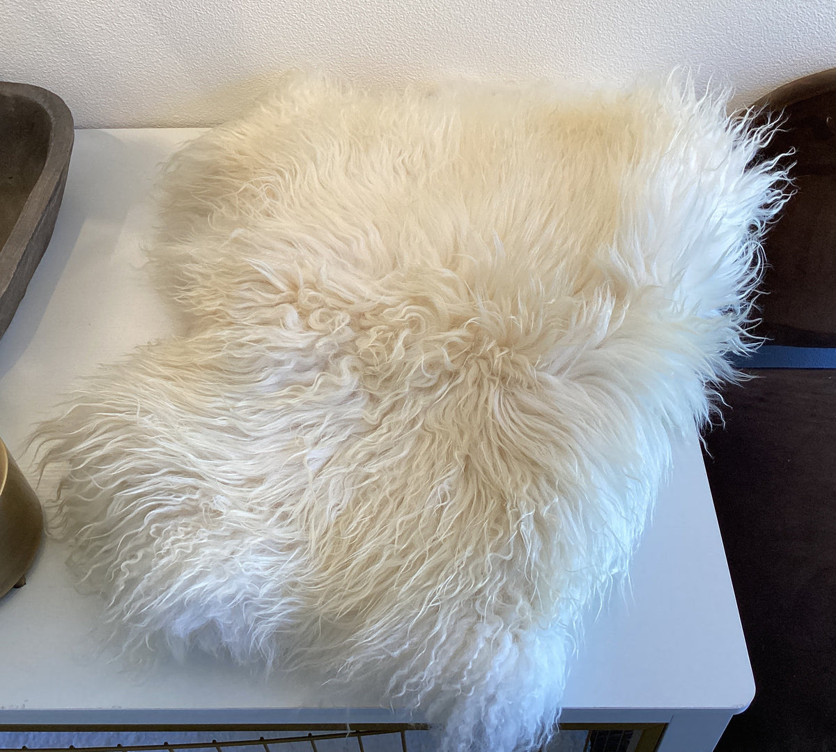 Sheepskin throw - White Curly