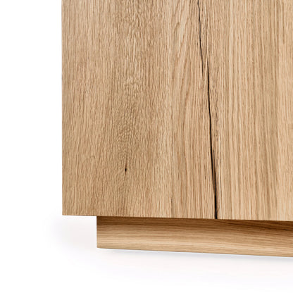 Bachelor 20" End Table