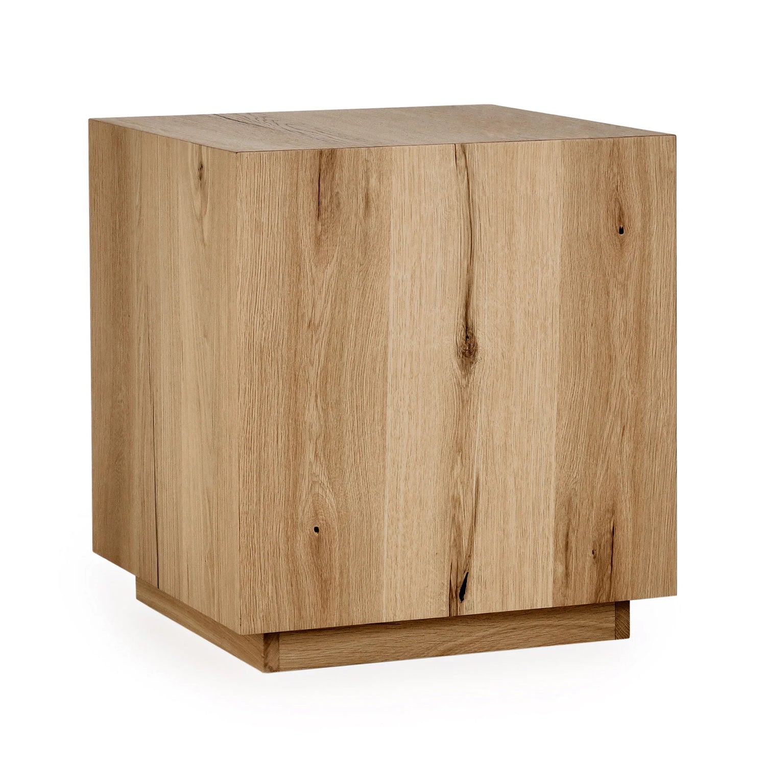 Bachelor 20" End Table